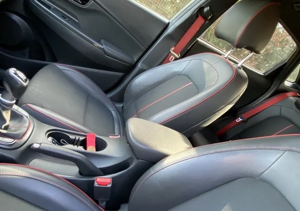 Hyundai Kona cena 56149 przebieg: 122700, rok produkcji 2018 z Turek małe 191